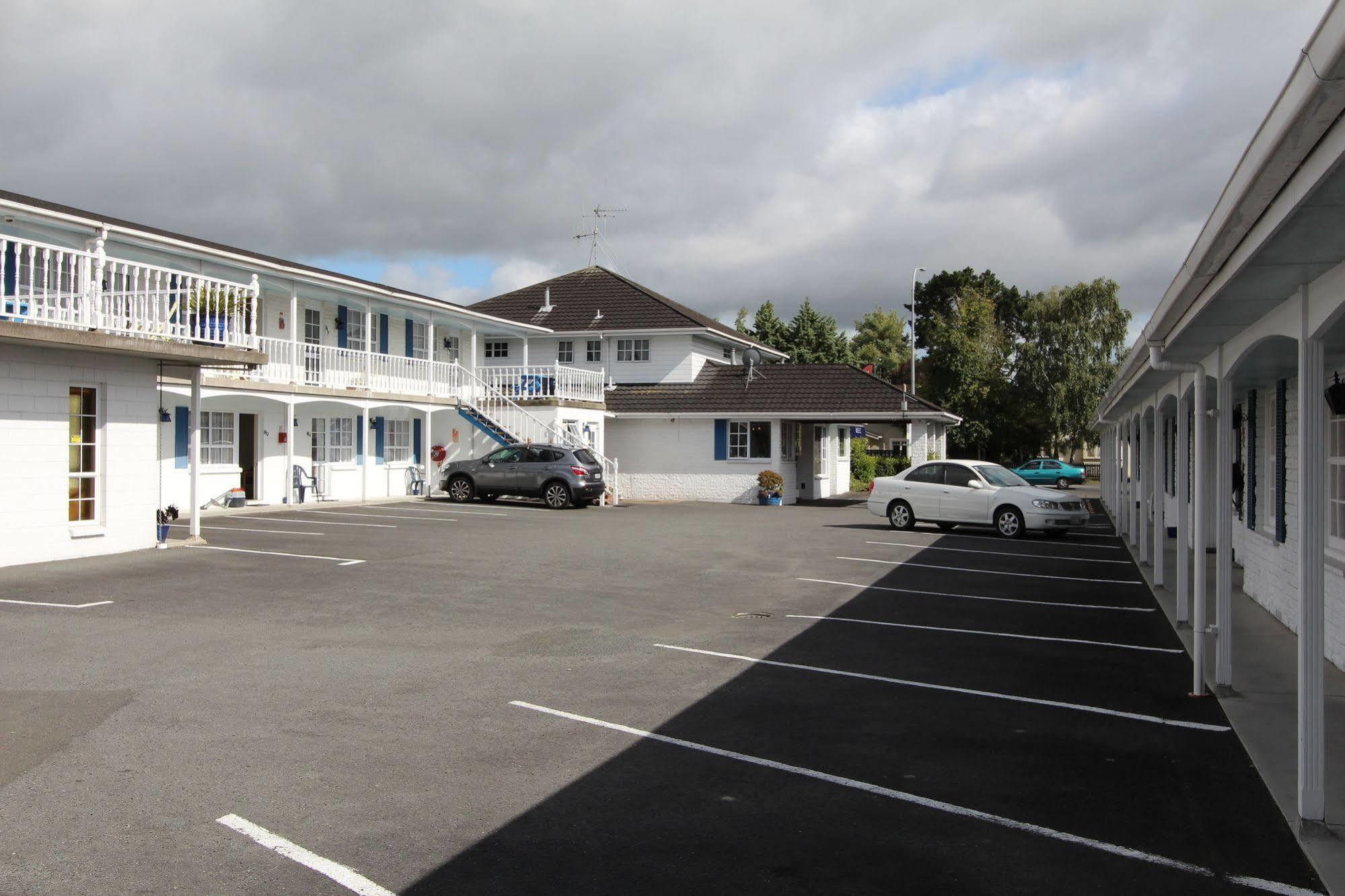 Boundary Court Motor Inn Hamilton Buitenkant foto