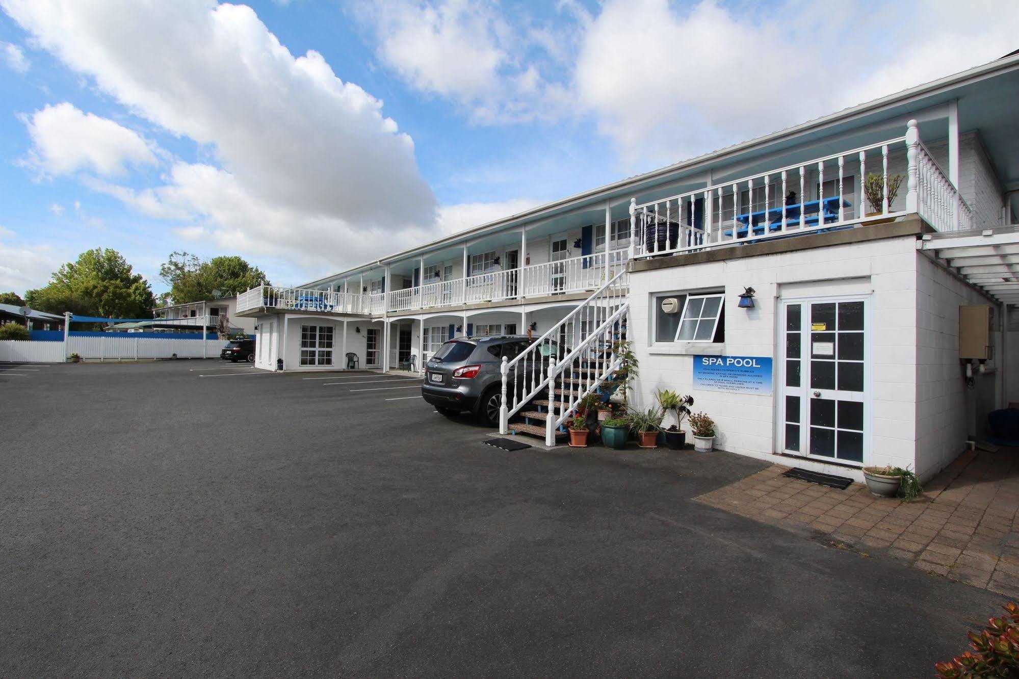 Boundary Court Motor Inn Hamilton Buitenkant foto