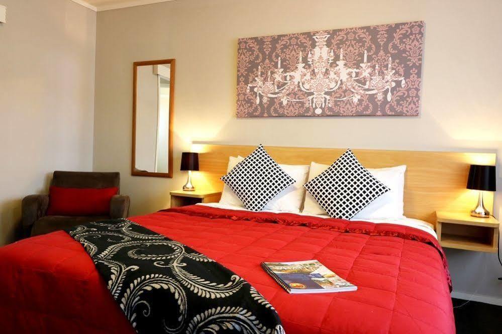 Boundary Court Motor Inn Hamilton Buitenkant foto