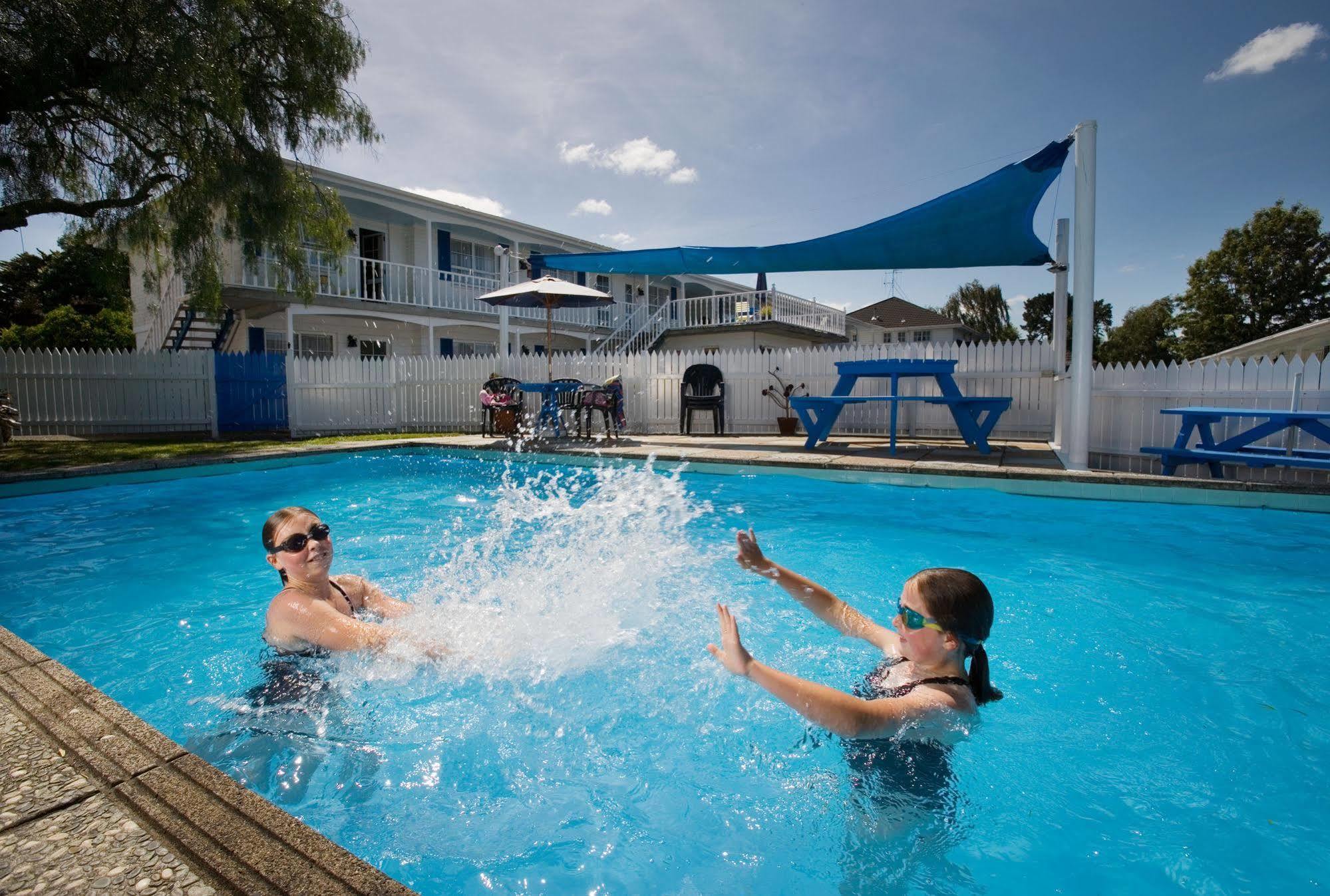 Boundary Court Motor Inn Hamilton Buitenkant foto