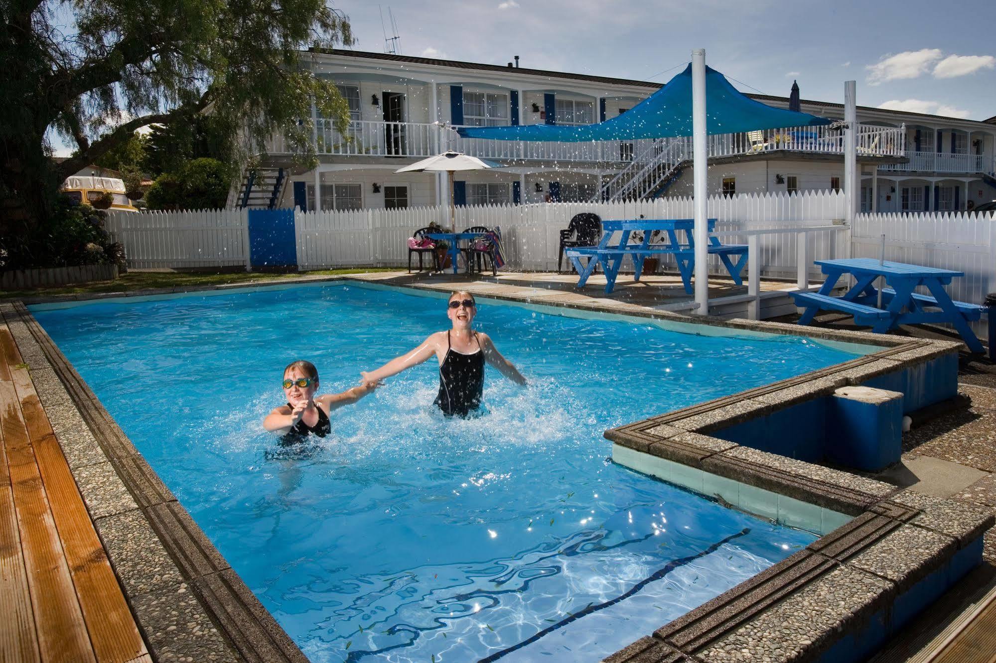 Boundary Court Motor Inn Hamilton Buitenkant foto