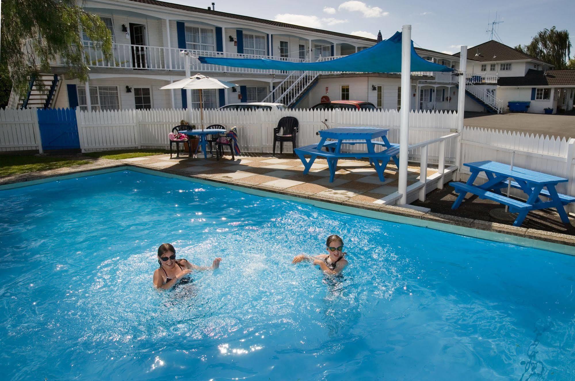 Boundary Court Motor Inn Hamilton Buitenkant foto